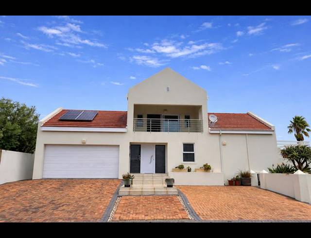 3 BEDROOM HOUSE FOR SALE IN PORT OWEN
